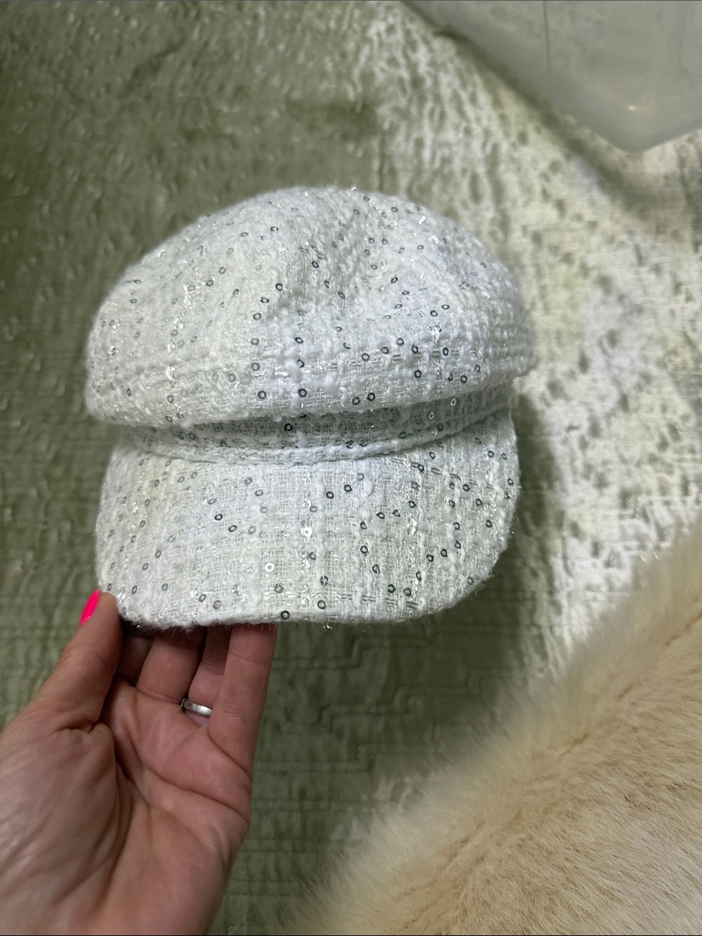 Kensie White Sequin Tweed Newsboy Cap
